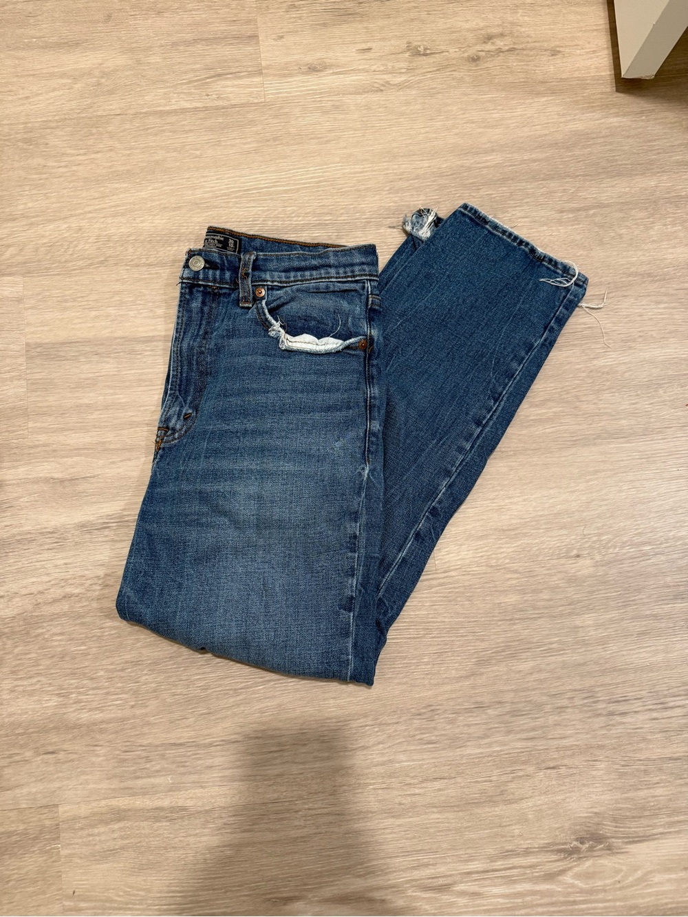 Abercrombie & Fitch Ultra Straight High Rise Jeans